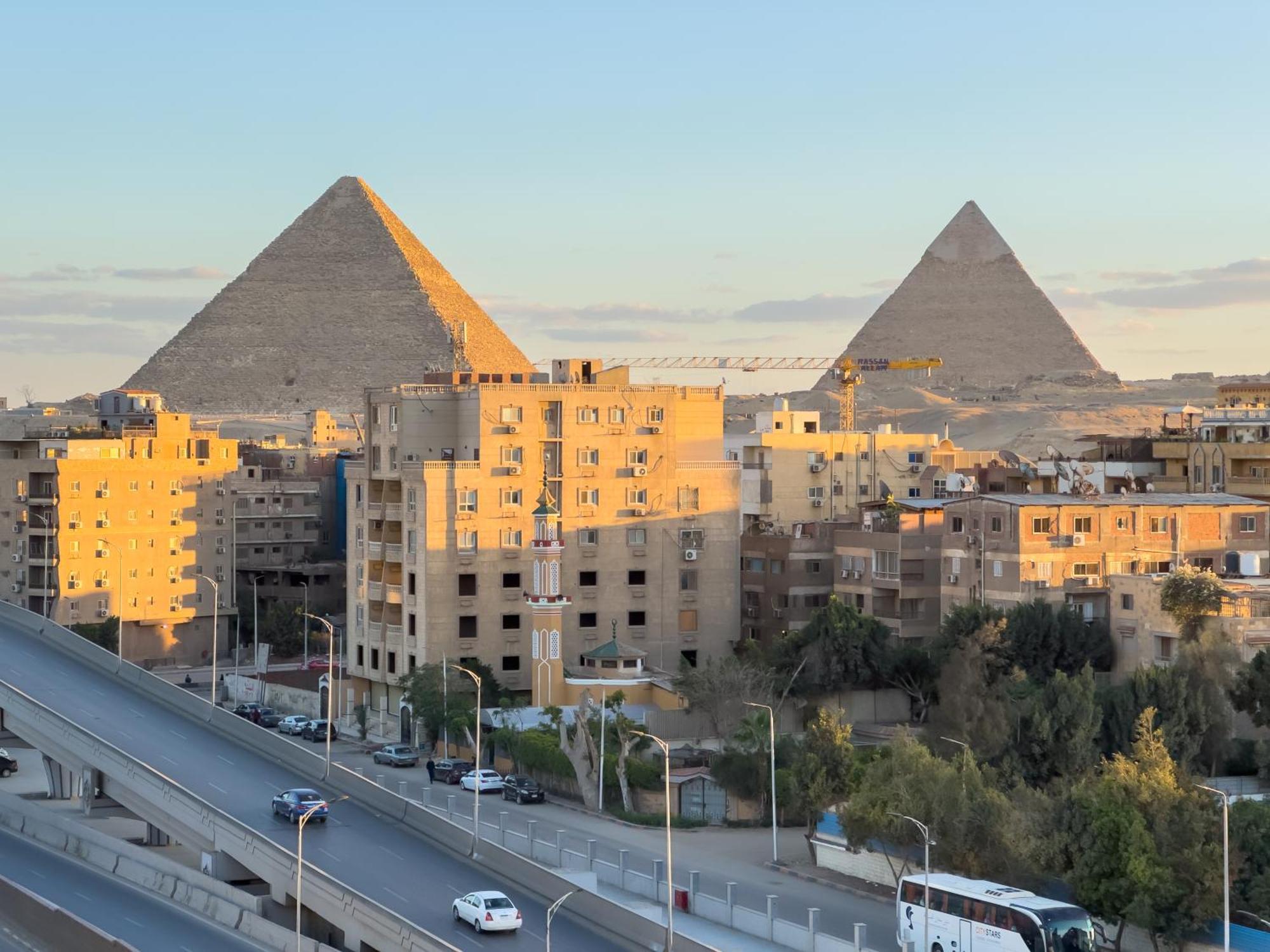 Royal Crown Hotel Giza Pyramids View Kafret el-Gabal Eksteriør bilde