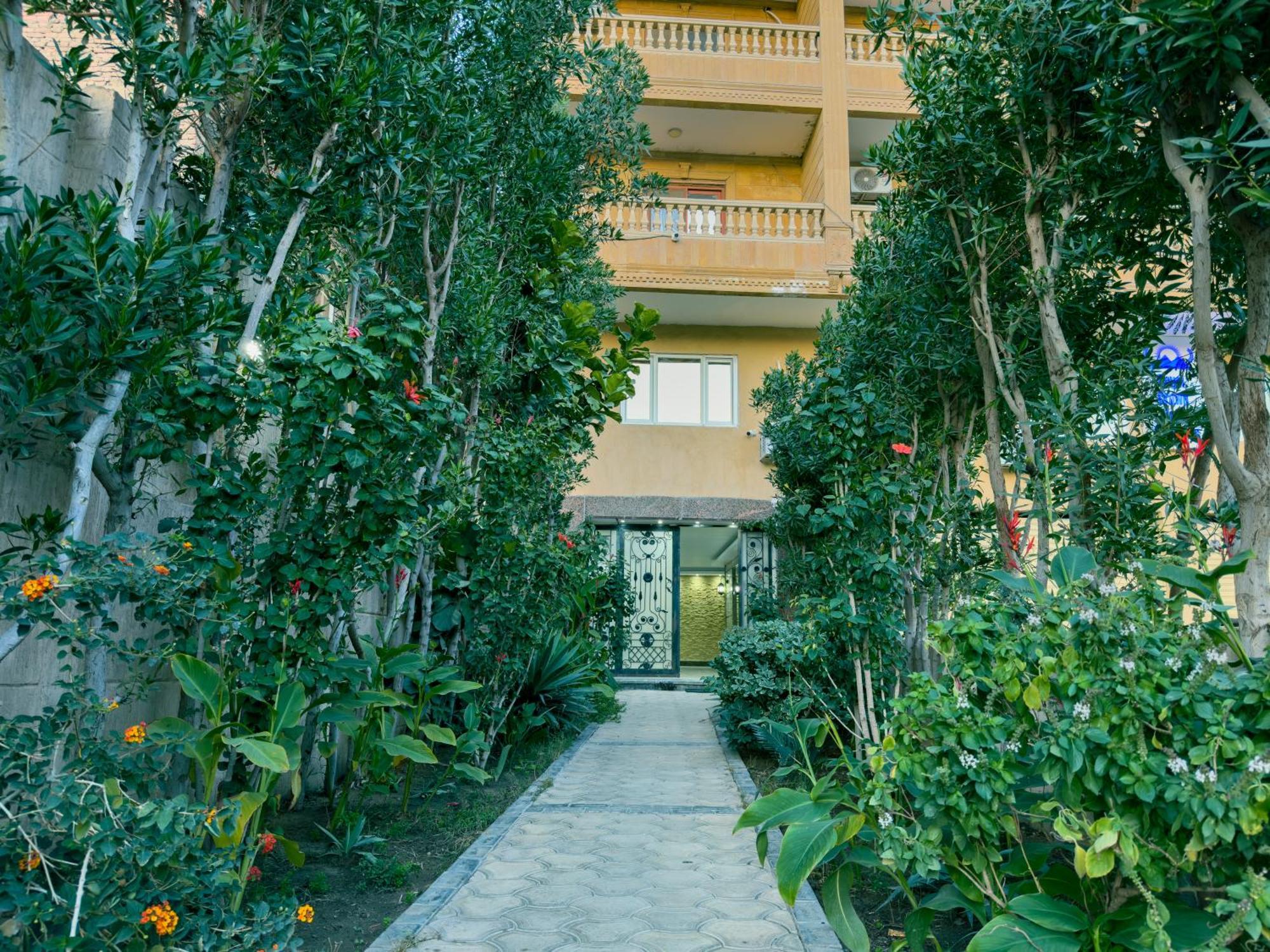 Royal Crown Hotel Giza Pyramids View Kafret el-Gabal Eksteriør bilde